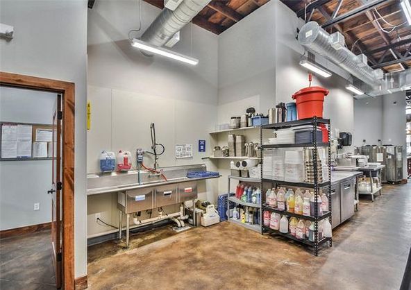 105 W Pearl St, Granbury, TX 76048